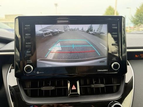 Used 2022 Toyota Corolla LE w/ Carpet Mat Package (TMS) FWD image 20