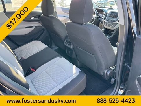 Used 2020 Chevrolet Equinox LT w/ Driver Convenience Package image 23