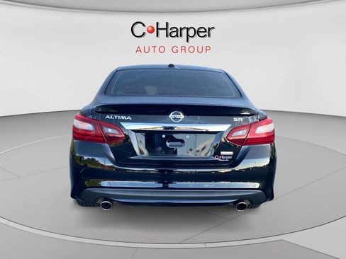 Used 2018 Nissan Altima 2.5 SR w/ SR Special Edition FWD image 4