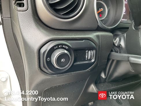 Used 2023 Jeep Wrangler Sport AWD/4WD image 20