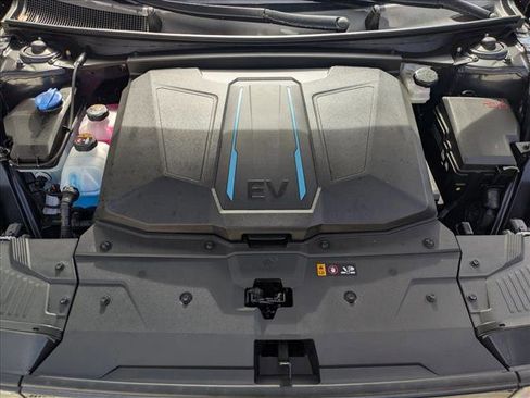 New 2024 Hyundai Ioniq 5 Limited image 17