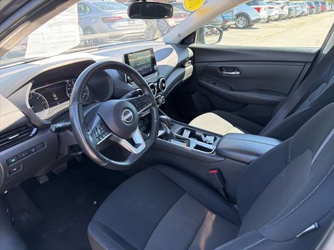 Used 2024 Nissan Sentra SV w/ All-Weather Package FWD image 9