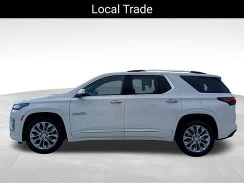 Used 2022 Chevrolet Traverse High Country w/ LPO, Floor Liner Package AWD/4WD image 2