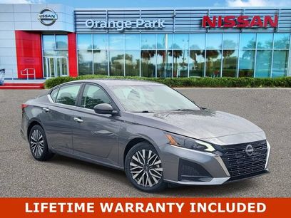 Used 2024 Nissan Altima 2.5 SV