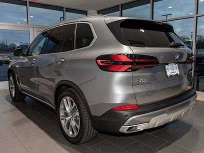 New 2026 BMW X5 xDrive50e w/ Climate Comfort Package