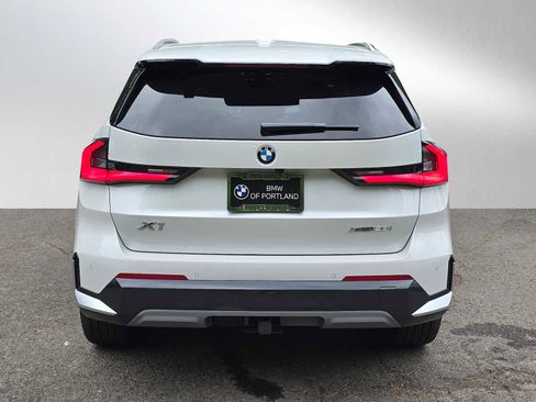 Used 2025 BMW X1 xDrive28i AWD/4WD image 5