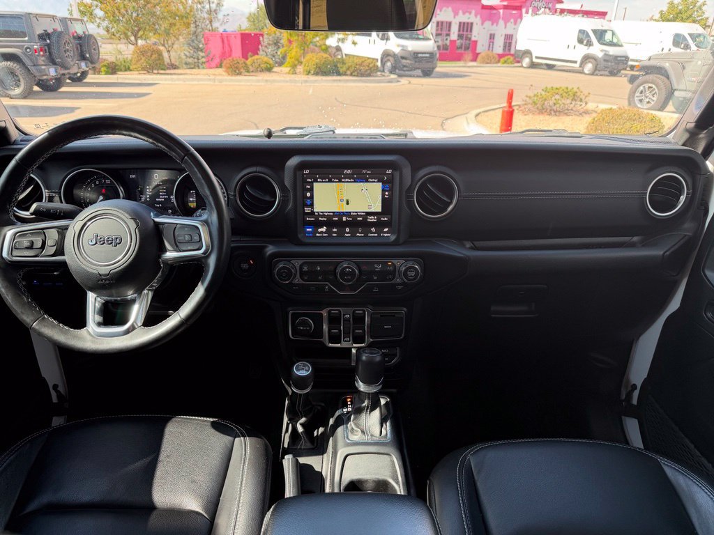 Used 2023 Jeep Wrangler Unlimited Sahara w/ Cold Weather Group AWD/4WD image 15