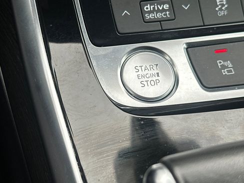 Used 2020 Audi Q7 3.0T Premium Plus image 23