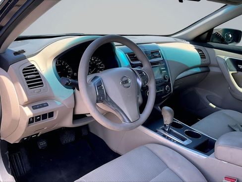 Used 2015 Nissan Altima 2.5 S w/ Power Driver Seat Package FWD image 14