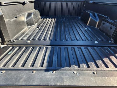 Used 2021 Toyota Tacoma SR image 30