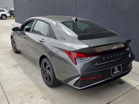 New 2026 Hyundai Elantra Sport FWD image 6