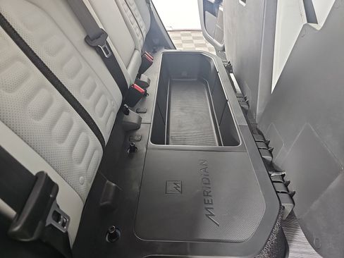 Used 2023 Rivian R1T Adventure image 34