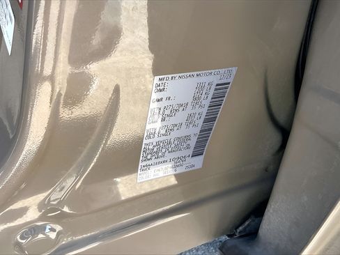 Used 2024 Nissan Titan PRO-4X w/ Pro-4x Convenience Package AWD/4WD image 16