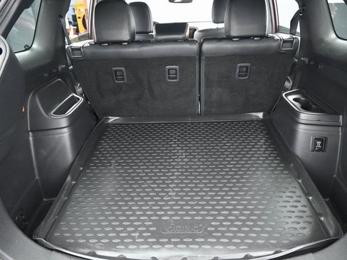 Used 2021 Mitsubishi Outlander SEL image 34