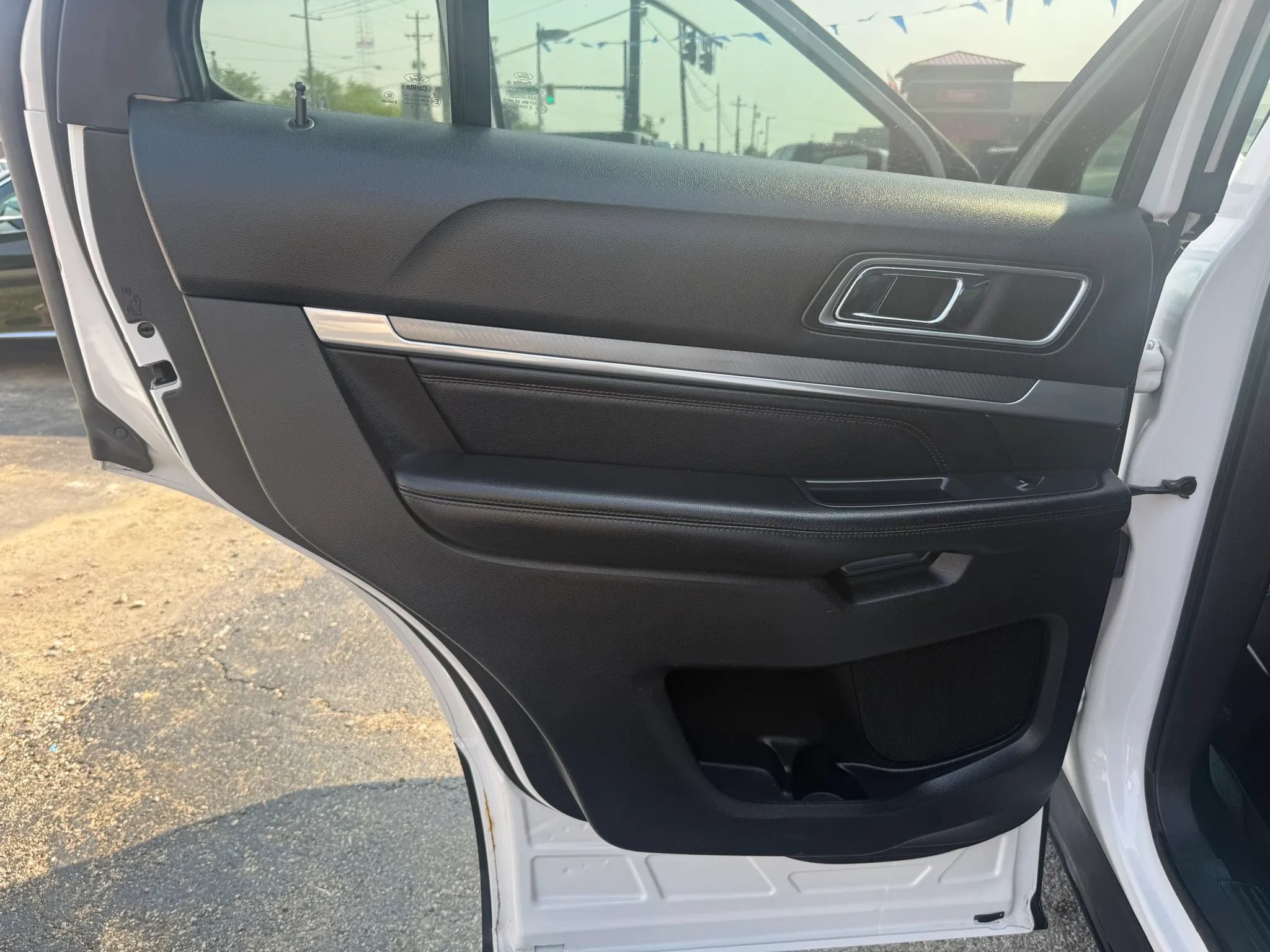 Used 2016 Ford Explorer Sport w/ Equipment Group 401A AWD/4WD image 16