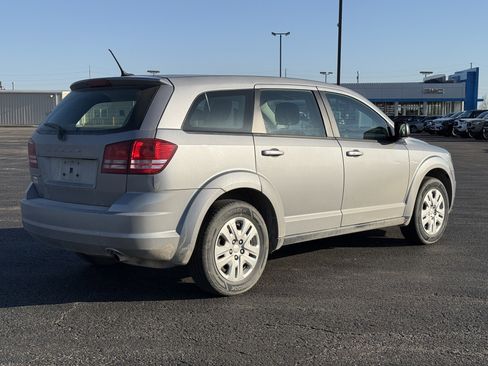 Used 2015 Dodge Journey American Value Package FWD image 3