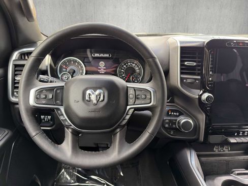 Used 2025 RAM 1500 Big Horn AWD/4WD image 12