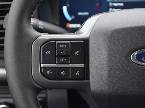 New 2026 Ford F250 Lariat w/ FX4 Off-Road Package image 9