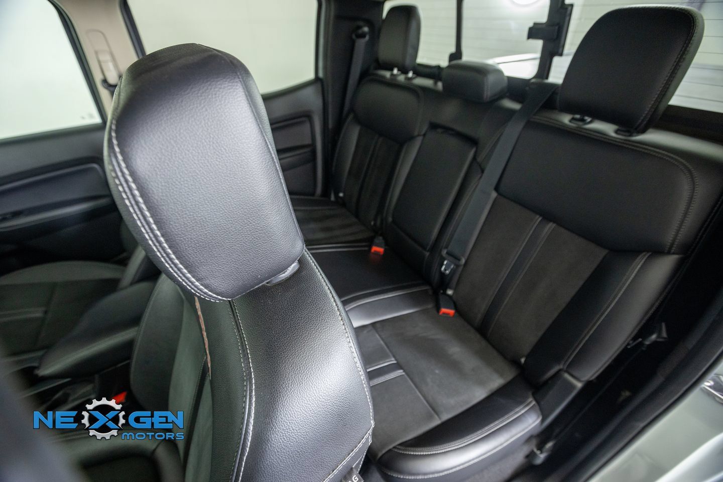 Used 2022 Ford Ranger Lariat w/ Tremor Off-Road Package AWD/4WD image 36