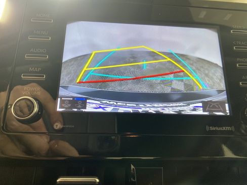 Used 2024 Toyota Camry LE image 21