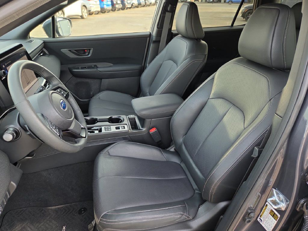 Used 2026 Subaru Outback Limited AWD/4WD image 16
