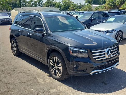 Certified 2026 Mercedes-Benz GLB 250 image 2