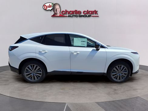 New 2026 Nissan Murano SL AWD/4WD image 7