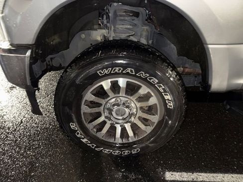 Used 2020 Ford F250 XL w/ STX Appearance Package image 16