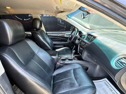 Used 2014 Nissan Pathfinder SL AWD/4WD image 18