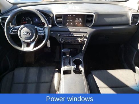 Used 2022 Kia Sportage LX image 11