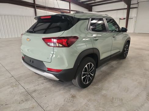 Used 2025 Chevrolet TrailBlazer LT w/ Convenience Package image 5