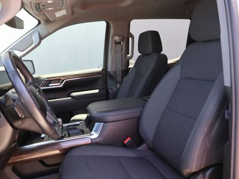 Used 2023 Chevrolet Silverado 1500 RST AWD/4WD image 9