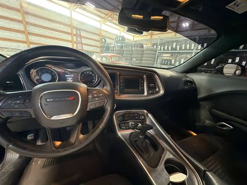 Used 2017 Dodge Challenger SXT w/ Cold Weather Group RWD image 12