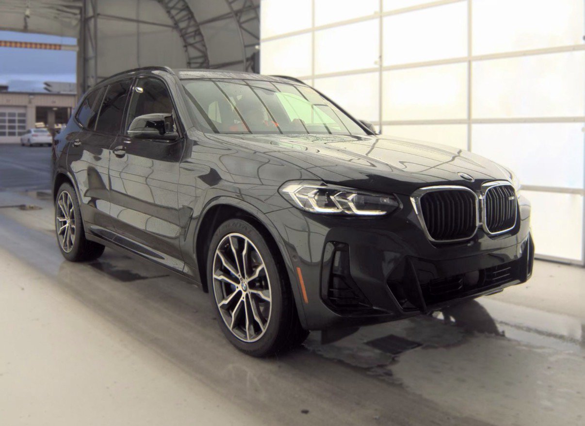 Used 2023 BMW X3 M40i AWD/4WD image 4