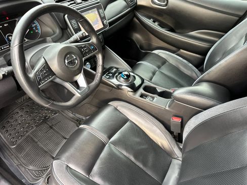 Used 2022 Nissan Leaf SL Plus image 9