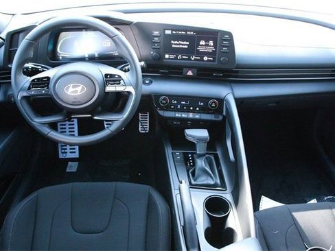 Certified 2026 Hyundai Elantra Sport image 21