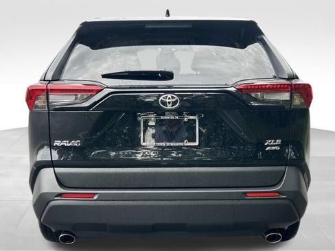 Used 2025 Toyota RAV4 XLE AWD/4WD image 4