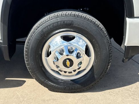 Used 2021 Chevrolet Silverado 3500 High Country AWD/4WD image 10