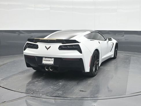 Used 2016 Chevrolet Corvette Stingray Coupe w/ 2LT Preferred Equipment Group image 21