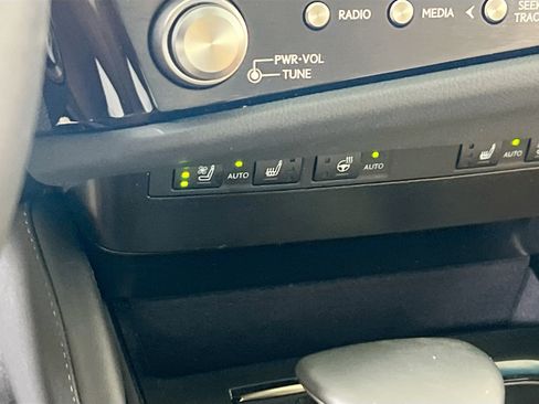 Used 2023 Lexus ES 350 w/ Premium Package FWD image 20