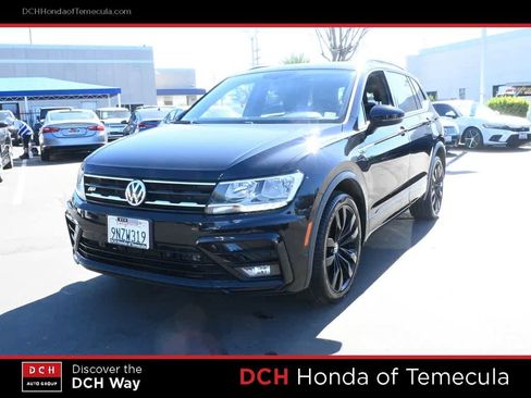 Used 2021 Volkswagen Tiguan SE R-Line image 1
