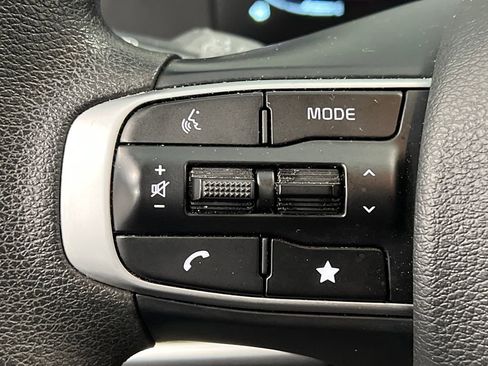 Used 2024 Kia Sportage LX image 42