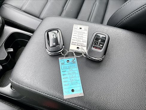 Used 2024 Honda CR-V EX-L image 15