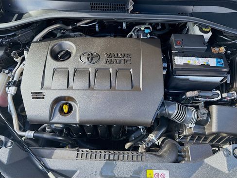 Used 2021 Toyota C-HR XLE image 34