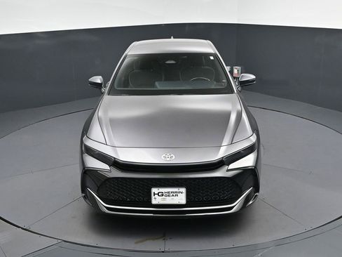Used 2023 Toyota Crown AWD/4WD image 38