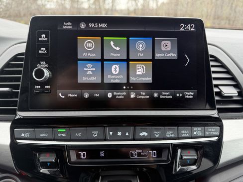 Used 2025 Honda Odyssey Sport-L image 37