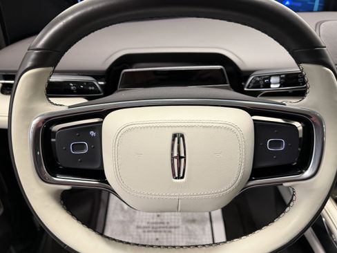 Used 2024 Lincoln Nautilus Black Label image 19