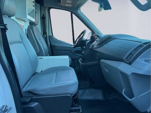 Used 2019 Ford Transit 250 148 Medium Roof image 15