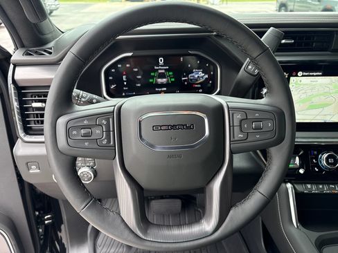 New 2026 GMC Sierra 2500 Denali Ultimate w/ LPO, Black Badging Package AWD/4WD image 21