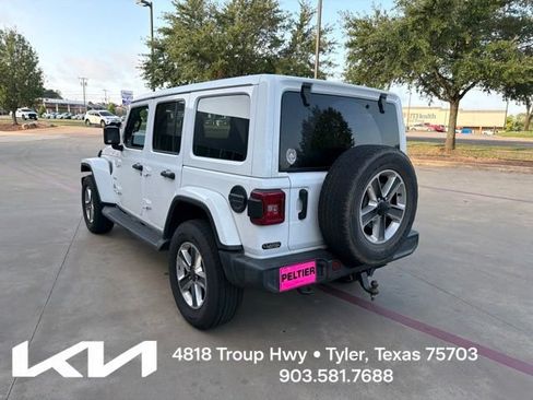 Used 2021 Jeep Wrangler Unlimited Sahara AWD/4WD image 7